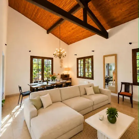 Tatil Evi De Charme Avec Jacuzzi A 10 Min De L'ocean - 5 Chambres- 11 Couchages -